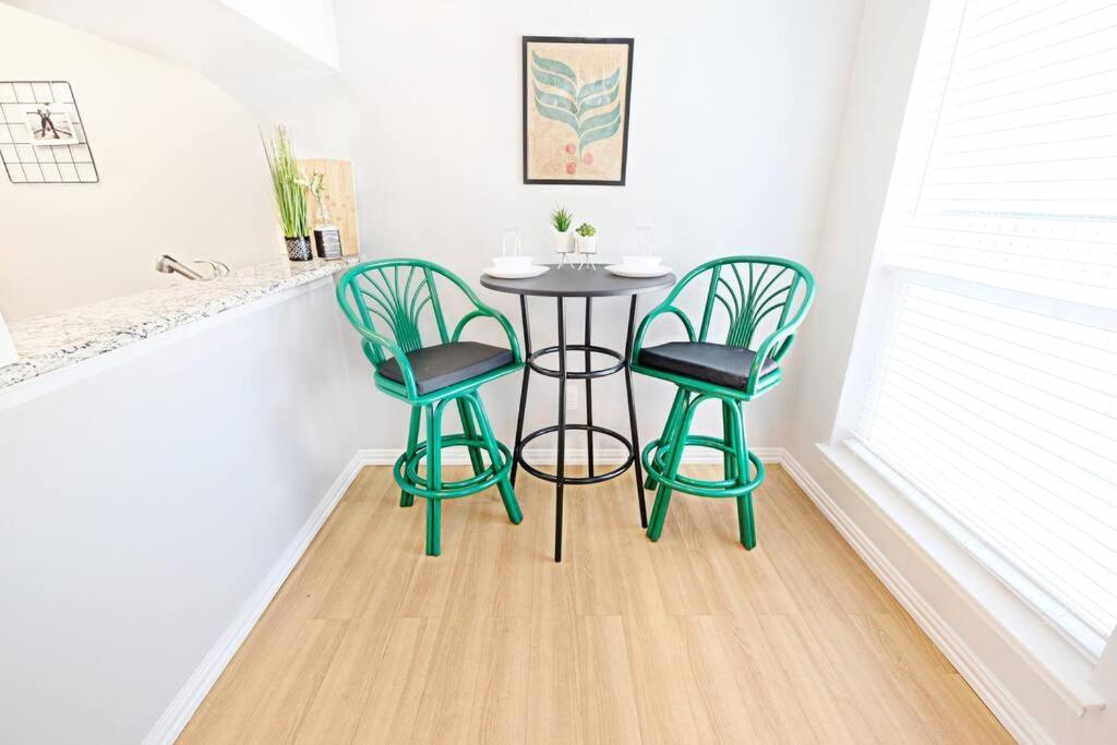Dwell By Design & Arboretum Tickets Included Dallas Bagian luar foto