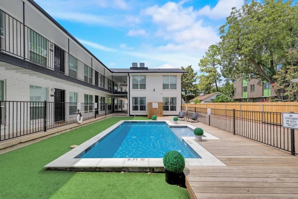 Dwell By Design & Arboretum Tickets Included Dallas Bagian luar foto